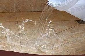 桐庐漏水维修 免砸砖防水材料该如何施工